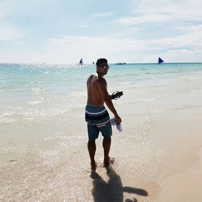 Ian Tantoco Umali Profiles .
